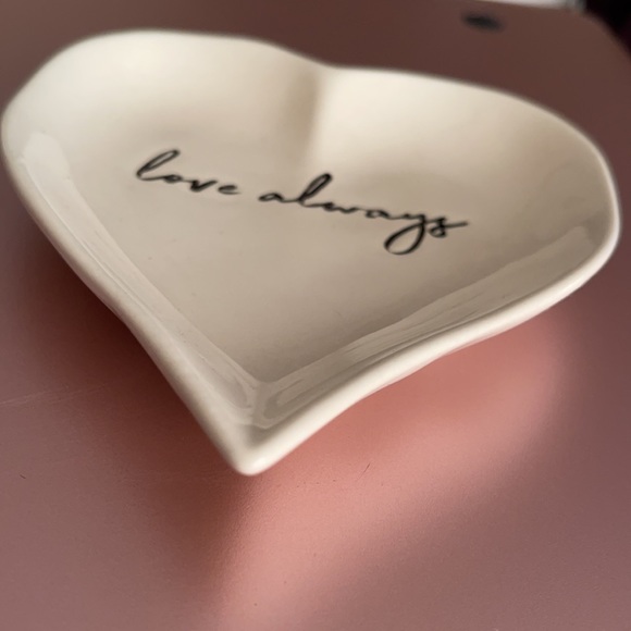 Tag “Love Always” Ceramic Heart Shape Trinket Dish - Picture 7 of 16